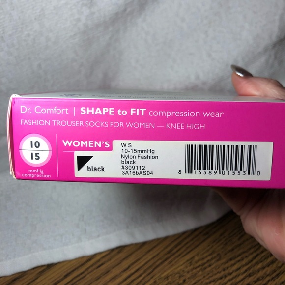 FINAL SALE- LEAVING CLOSET-NO FURTHER DISCOUNTS - Picture 5 of 5